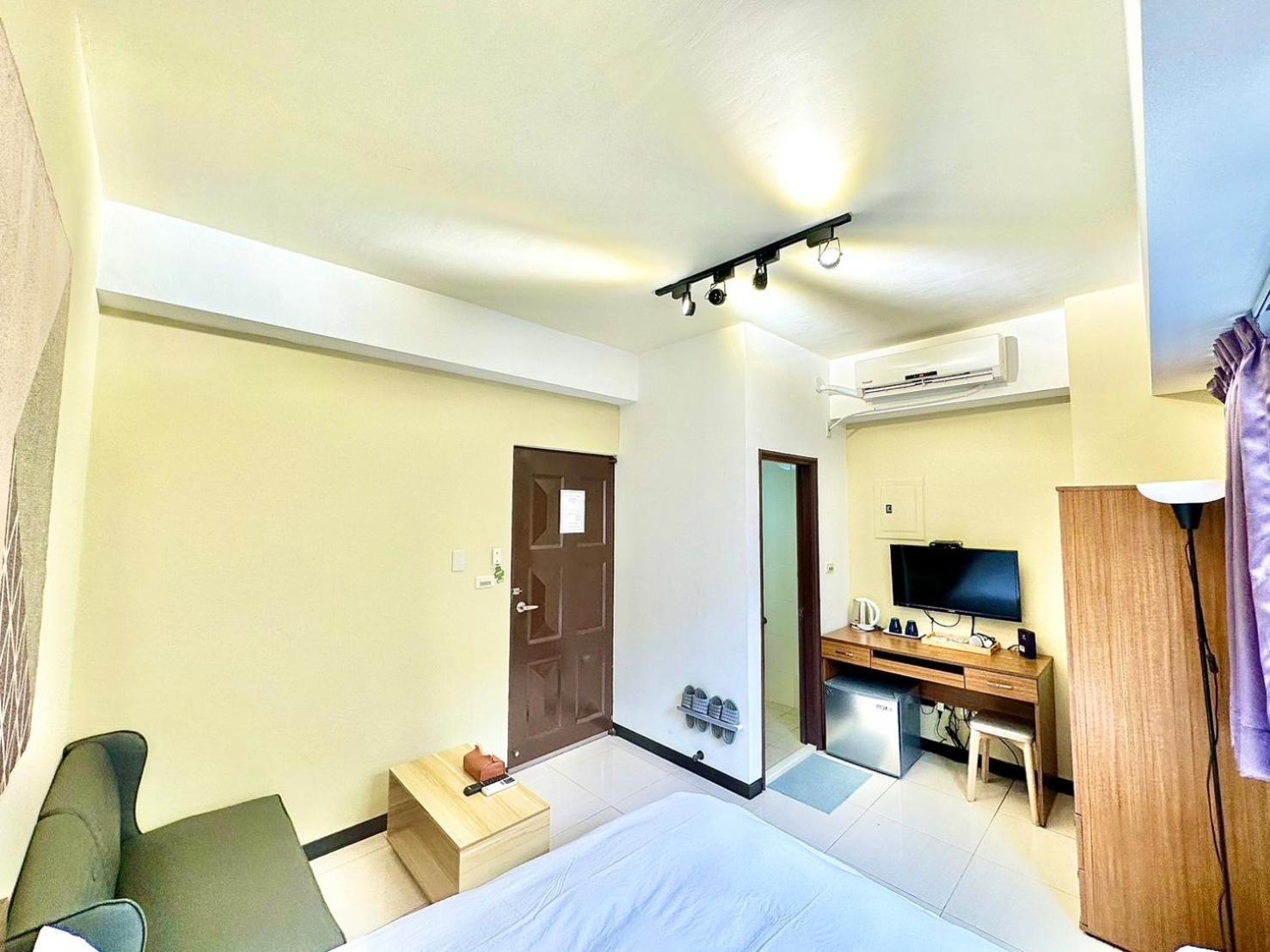 一中北極熊 Apartment Đài Trung Ngoại thất bức ảnh